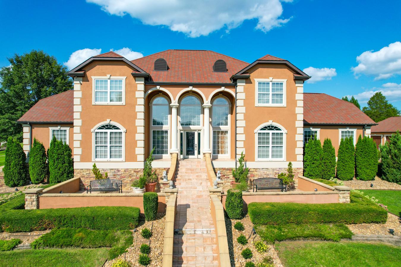 124 Cross Community Road, Bristol, TN, 37620-3526, United States, 6 Bedrooms Bedrooms, ,7 BathroomsBathrooms,Residential,For Sale,124 Cross Community Road,1363266