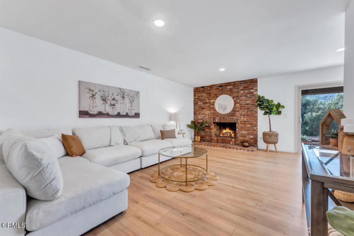 1538 Calle Fidelidad, Thousand Oaks, CA, 91360, United States, 4 Bedrooms Bedrooms, ,2 BathroomsBathrooms,Residential,For Sale,1538 Calle Fidelidad,1363256