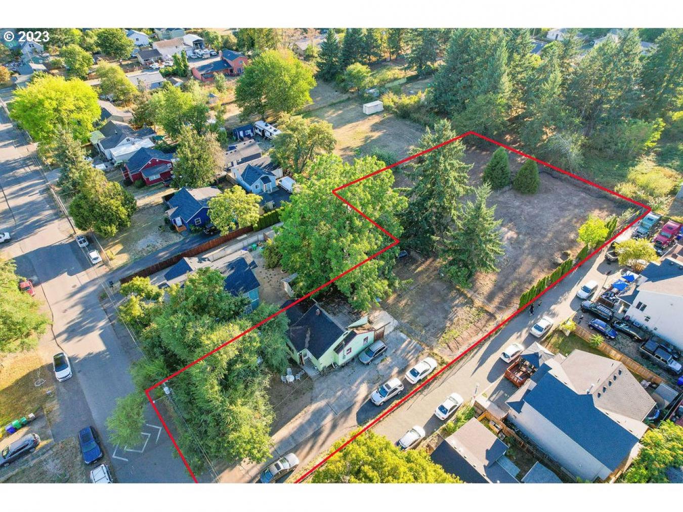 2737 SE 115TH AVENUE, Portland, OR, 97266, United States, ,Residential,For Sale,2737 SE 115TH AVENUE,1364138