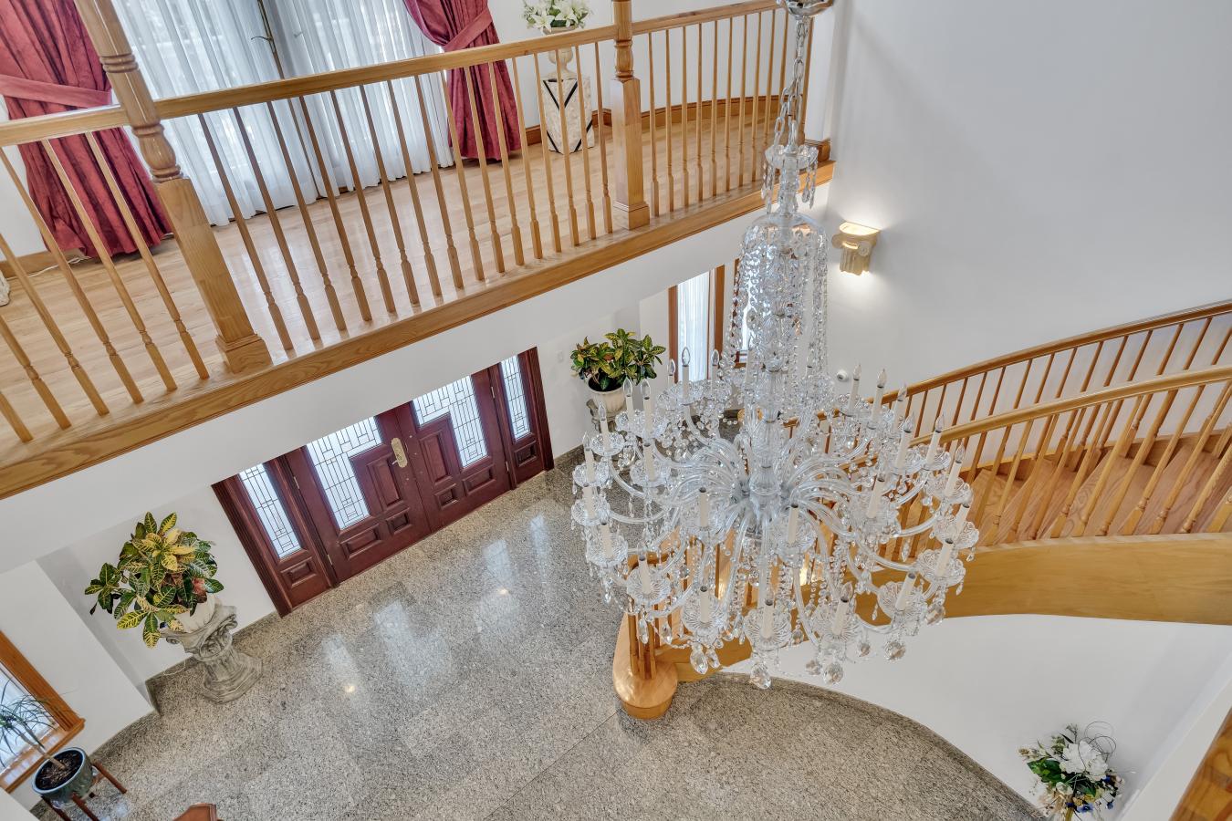 40 Oak Street, Stoneham, Massachusetts, 02180, United States, 4 Bedrooms Bedrooms, ,5 BathroomsBathrooms,Residential,For Sale,40 Oak Street,1364127