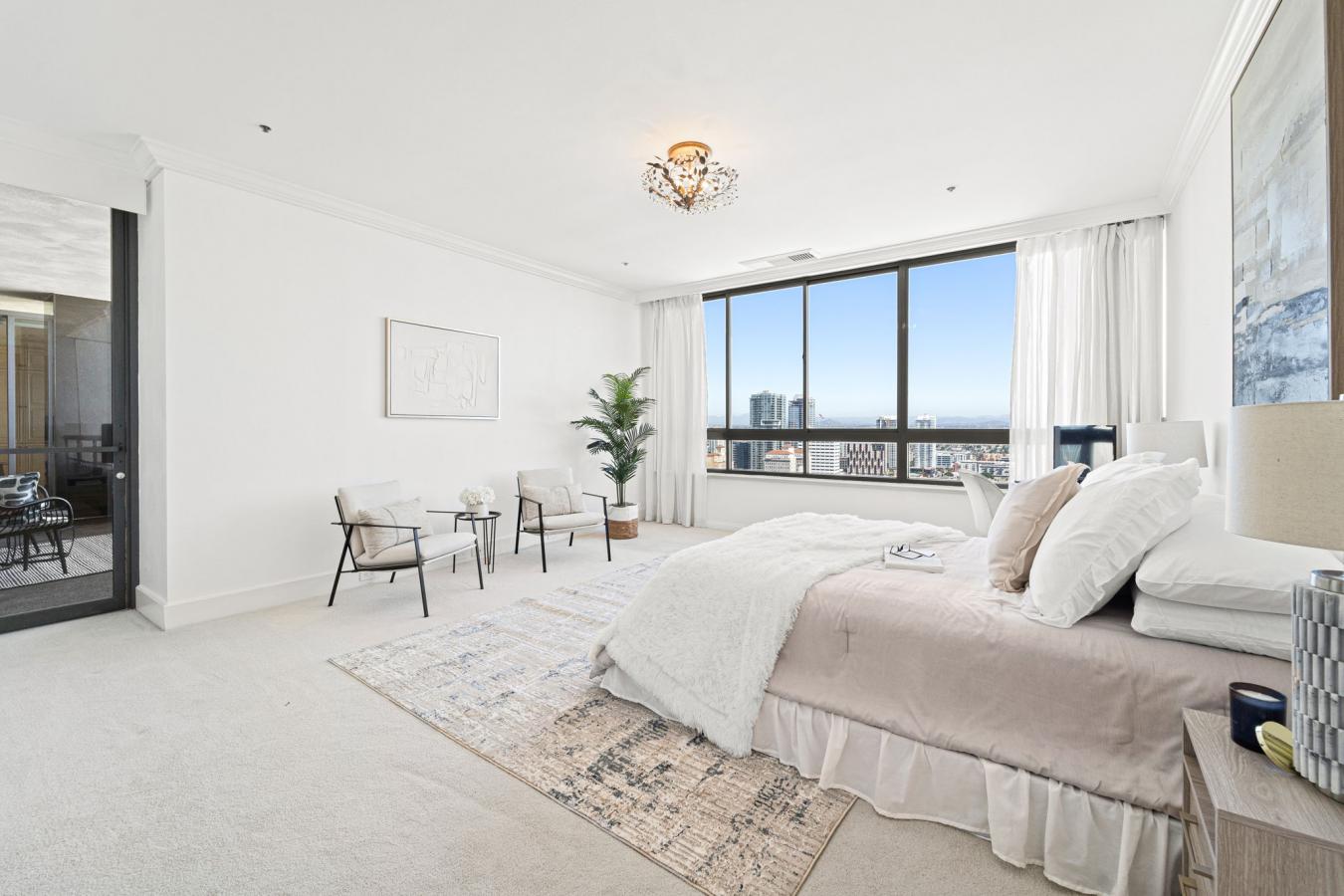 700 Front Street, San Diego, California, 92101, United States, 2 Bedrooms Bedrooms, ,2 BathroomsBathrooms,Residential,For Sale,700 Front Street,1372783