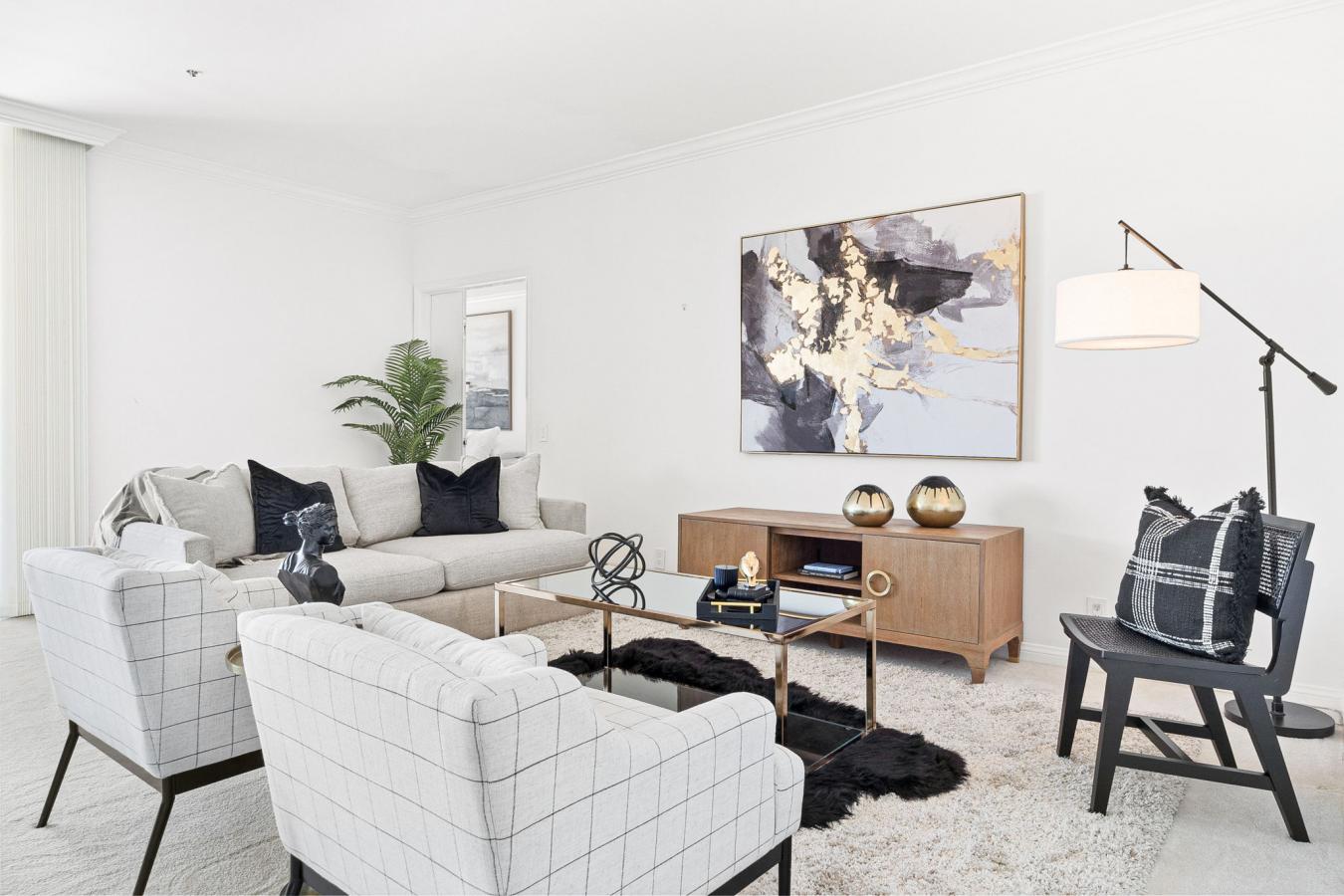 700 Front Street, San Diego, California, 92101, United States, 2 Bedrooms Bedrooms, ,2 BathroomsBathrooms,Residential,For Sale,700 Front Street,1372783