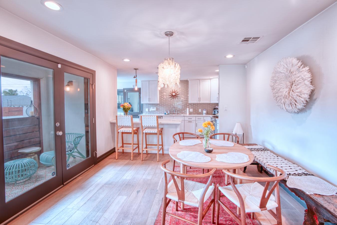 1097 S Plymouth Boulevard, Los Angeles, CA, 90019, United States, 4 Bedrooms Bedrooms, ,4 BathroomsBathrooms,Residential,For Sale,1097 S Plymouth Boulevard,1376481