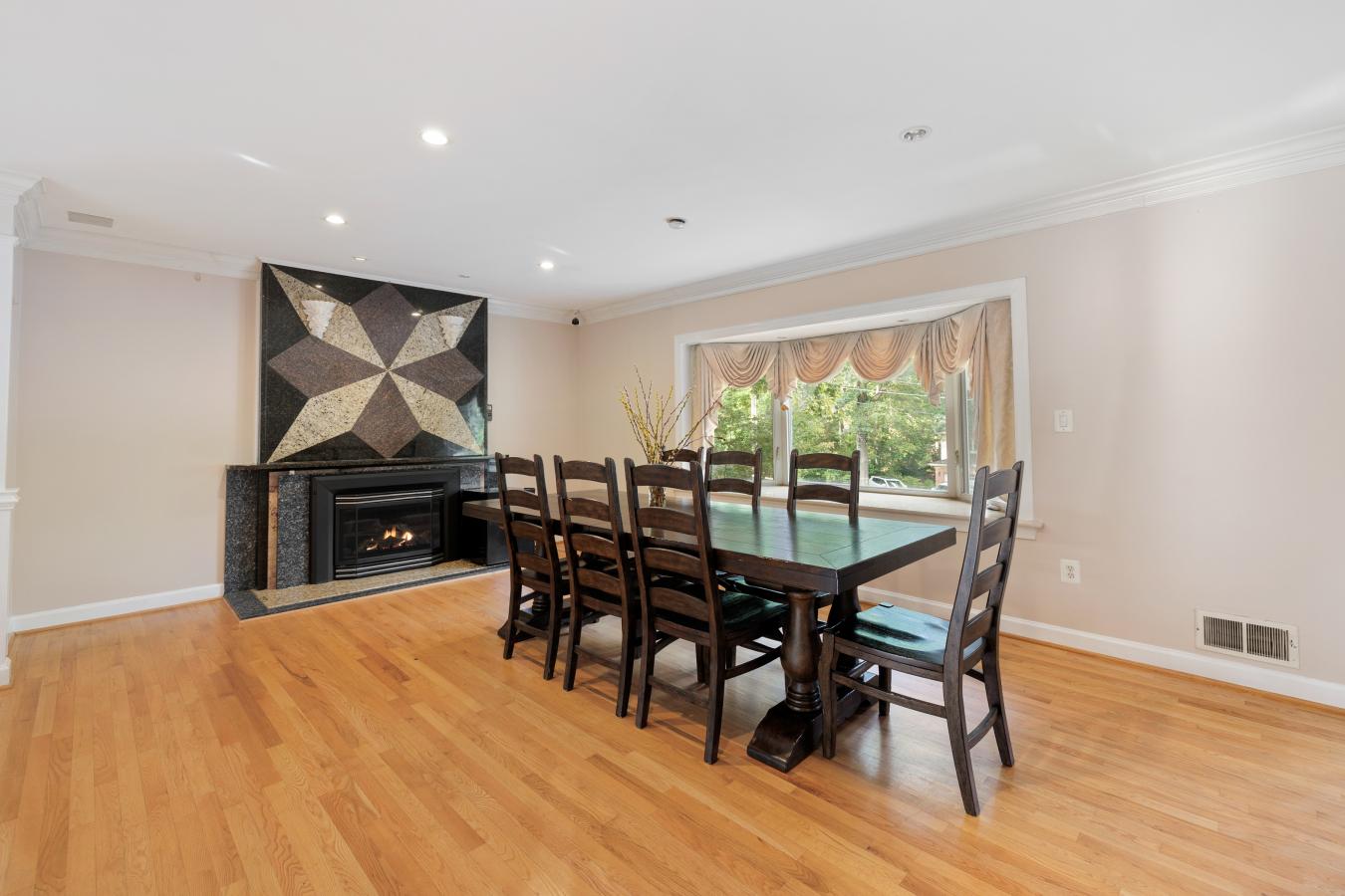 6421 Woodville Drive, Falls Church, VA, 22044, United States, 6 Bedrooms Bedrooms, ,4 BathroomsBathrooms,Residential,For Sale,6421 Woodville Drive,1376478