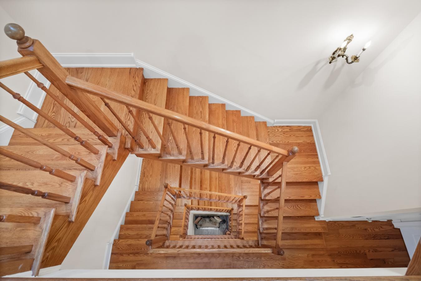 124 Bainbridge St, Philadelphia, PA, 19147, United States, 5 Bedrooms Bedrooms, ,3 BathroomsBathrooms,Residential,For Sale,124 Bainbridge St,1377201
