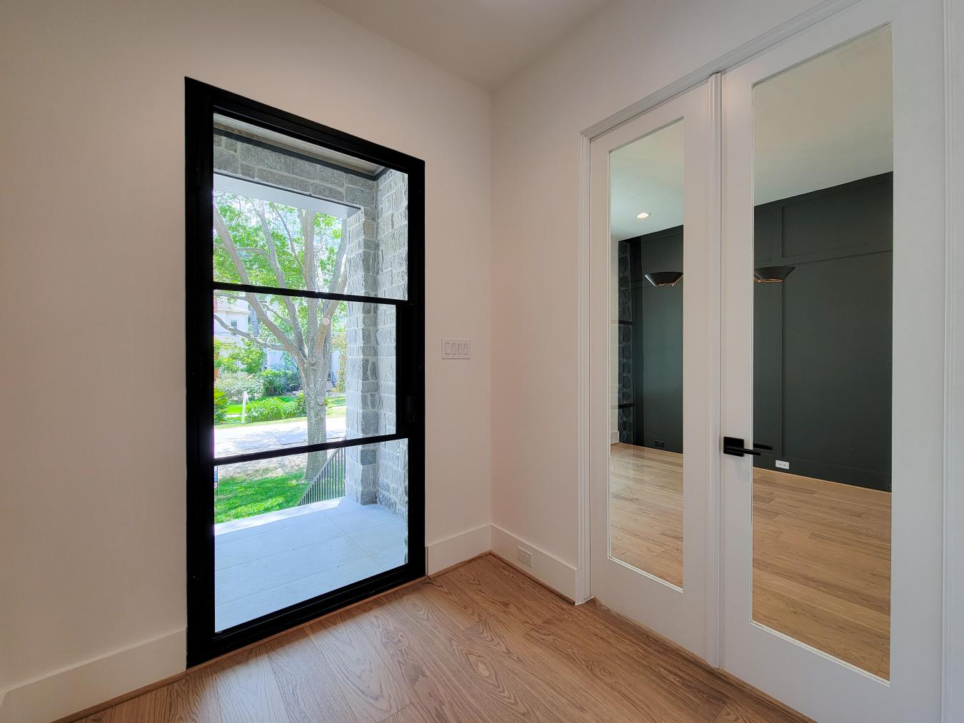 2017 W 14th Street, Houston, TX, 77008, United States, 4 Bedrooms Bedrooms, ,4 BathroomsBathrooms,Residential,For Sale,2017 W 14th Street,1377199