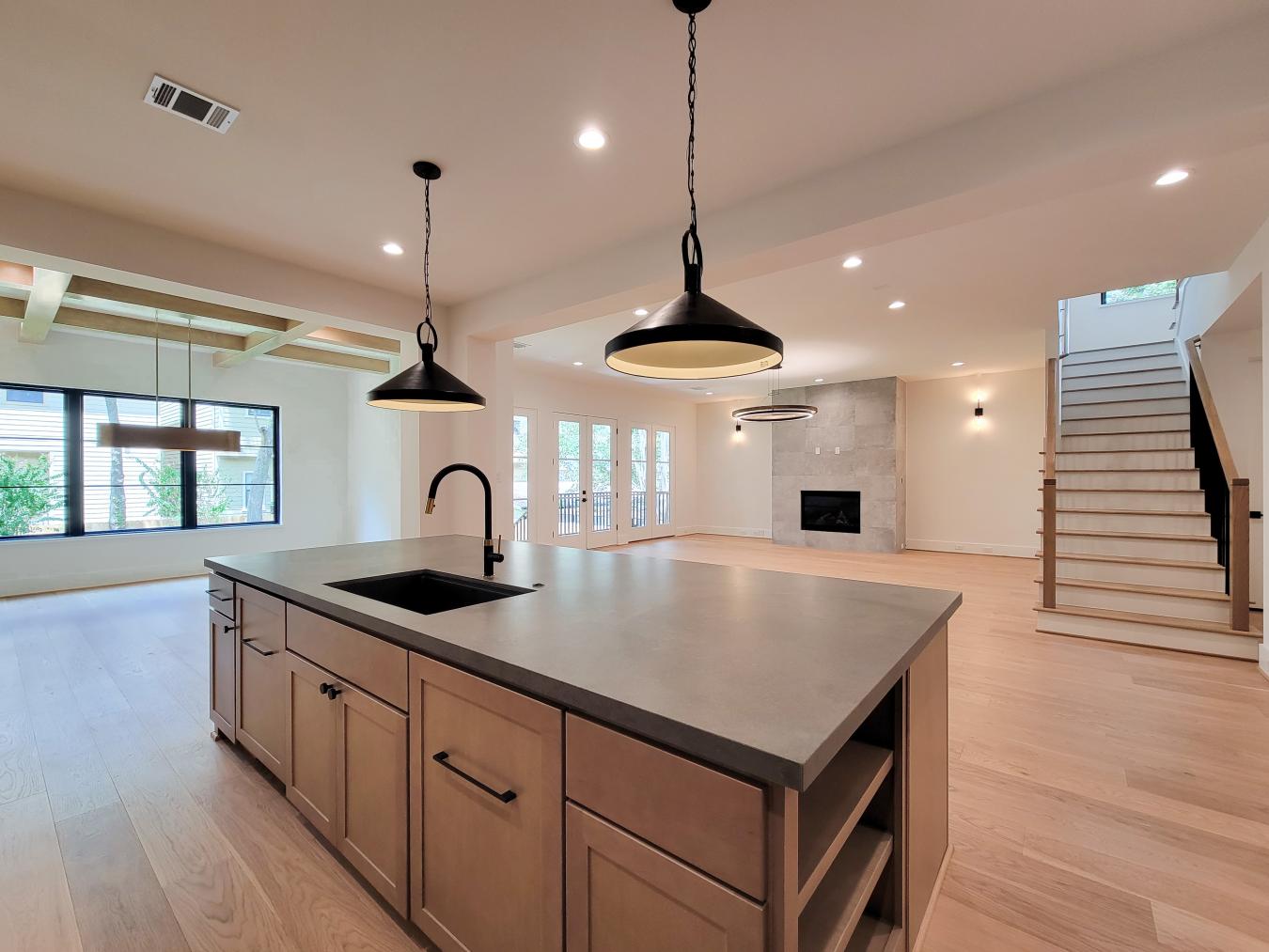 2017 W 14th Street, Houston, TX, 77008, United States, 4 Bedrooms Bedrooms, ,4 BathroomsBathrooms,Residential,For Sale,2017 W 14th Street,1377199
