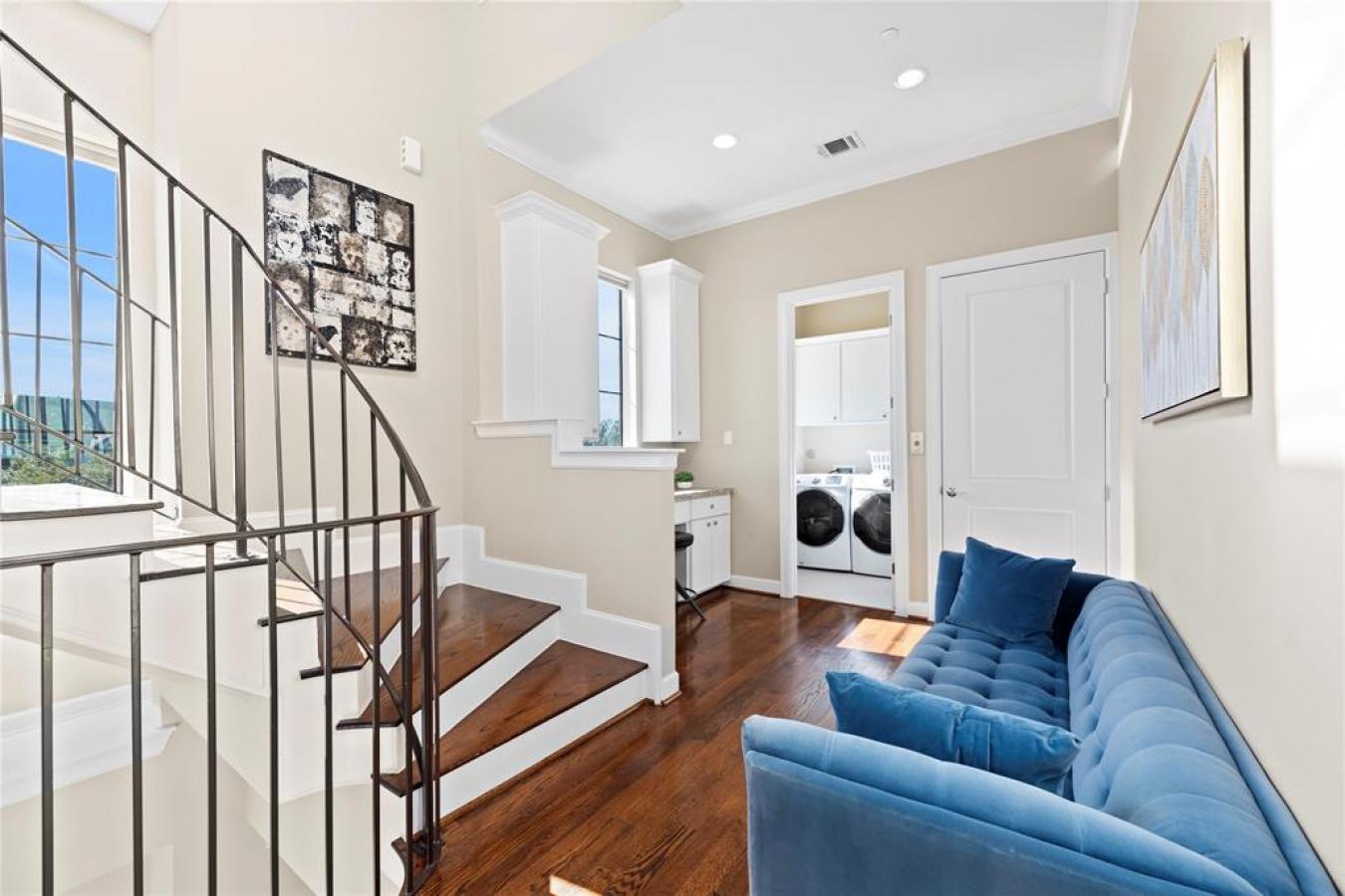 1324 Hyde Park Boulevard, Houston, TX, 77006, United States, 3 Bedrooms Bedrooms, ,3 BathroomsBathrooms,Residential,For Sale,1324 Hyde Park Boulevard,1386066