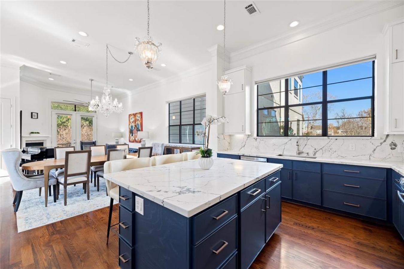 1324 Hyde Park Boulevard, Houston, TX, 77006, United States, 3 Bedrooms Bedrooms, ,3 BathroomsBathrooms,Residential,For Sale,1324 Hyde Park Boulevard,1386066