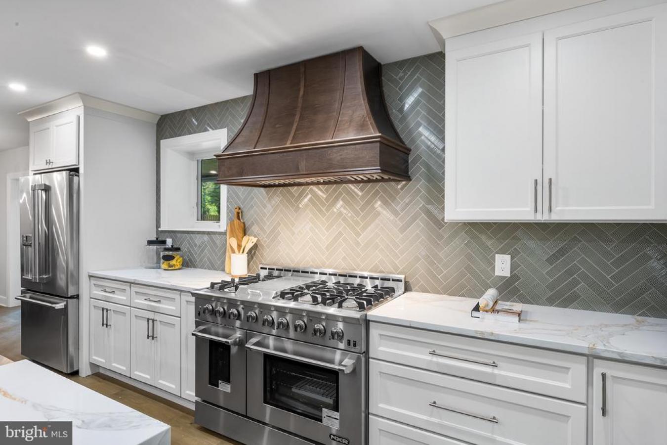 861 BRYN MAWR, NEWTOWN SQUARE, Pennsylvania, 19073, United States, 5 Bedrooms Bedrooms, ,4 BathroomsBathrooms,Residential,For Sale,861 BRYN MAWR,1386058