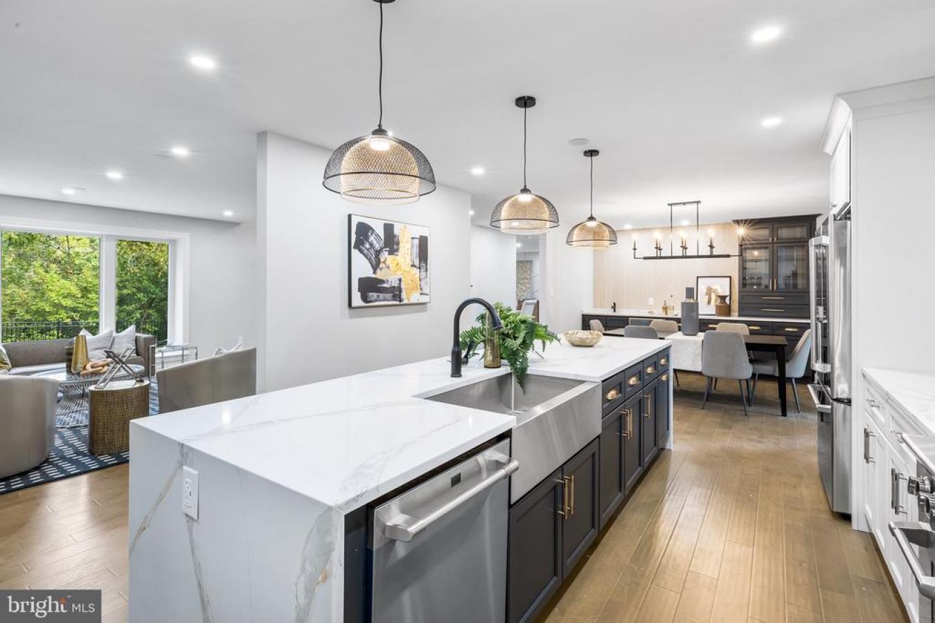 861 BRYN MAWR, NEWTOWN SQUARE, Pennsylvania, 19073, United States, 5 Bedrooms Bedrooms, ,4 BathroomsBathrooms,Residential,For Sale,861 BRYN MAWR,1386058