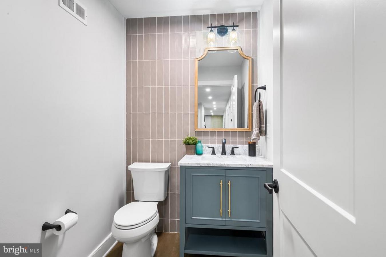 861 BRYN MAWR, NEWTOWN SQUARE, Pennsylvania, 19073, United States, 5 Bedrooms Bedrooms, ,4 BathroomsBathrooms,Residential,For Sale,861 BRYN MAWR,1386058