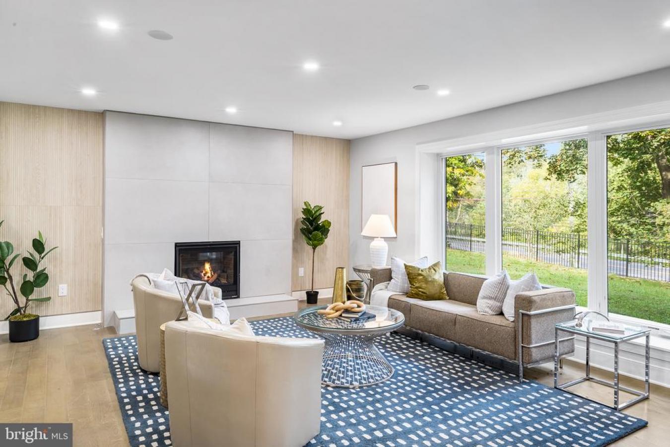 861 BRYN MAWR, NEWTOWN SQUARE, Pennsylvania, 19073, United States, 5 Bedrooms Bedrooms, ,4 BathroomsBathrooms,Residential,For Sale,861 BRYN MAWR,1386058