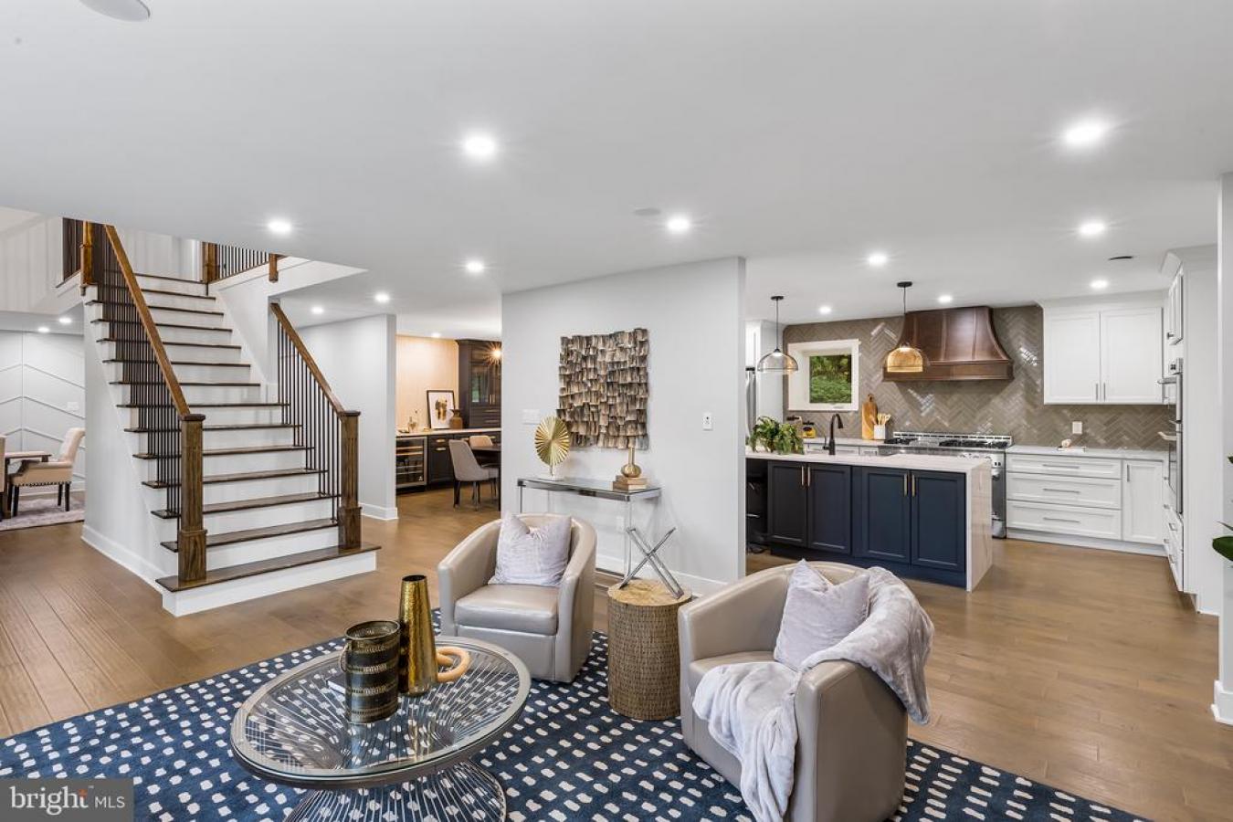 861 BRYN MAWR, NEWTOWN SQUARE, Pennsylvania, 19073, United States, 5 Bedrooms Bedrooms, ,4 BathroomsBathrooms,Residential,For Sale,861 BRYN MAWR,1386058