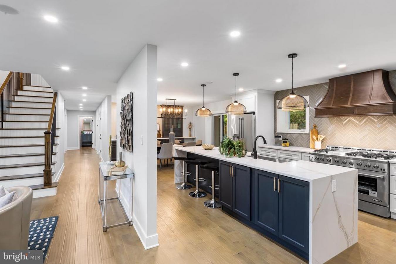 861 BRYN MAWR, NEWTOWN SQUARE, Pennsylvania, 19073, United States, 5 Bedrooms Bedrooms, ,4 BathroomsBathrooms,Residential,For Sale,861 BRYN MAWR,1386058
