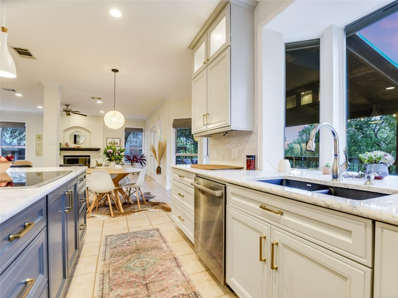 9262 Scenic Bluff Drive, Austin, TX, 78733, United States, 4 Bedrooms Bedrooms, ,3 BathroomsBathrooms,Residential,For Sale,9262 Scenic Bluff Drive,1390303