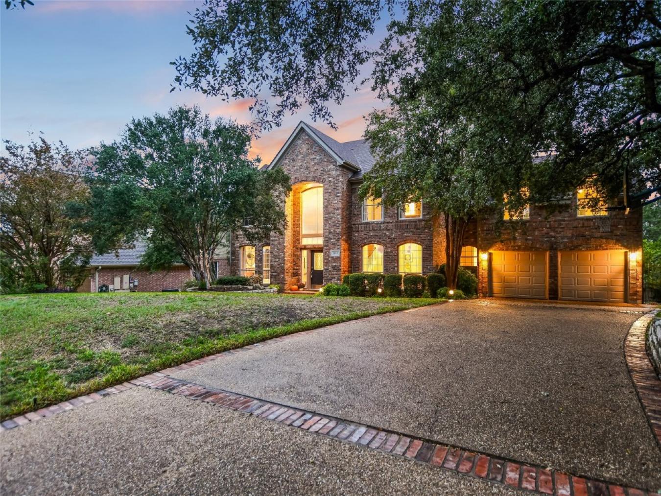 9262 Scenic Bluff Drive, Austin, Texas, 78733, United States, 4 Bedrooms Bedrooms, ,3 BathroomsBathrooms,Residential,For Sale,9262 Scenic Bluff Drive,1390303