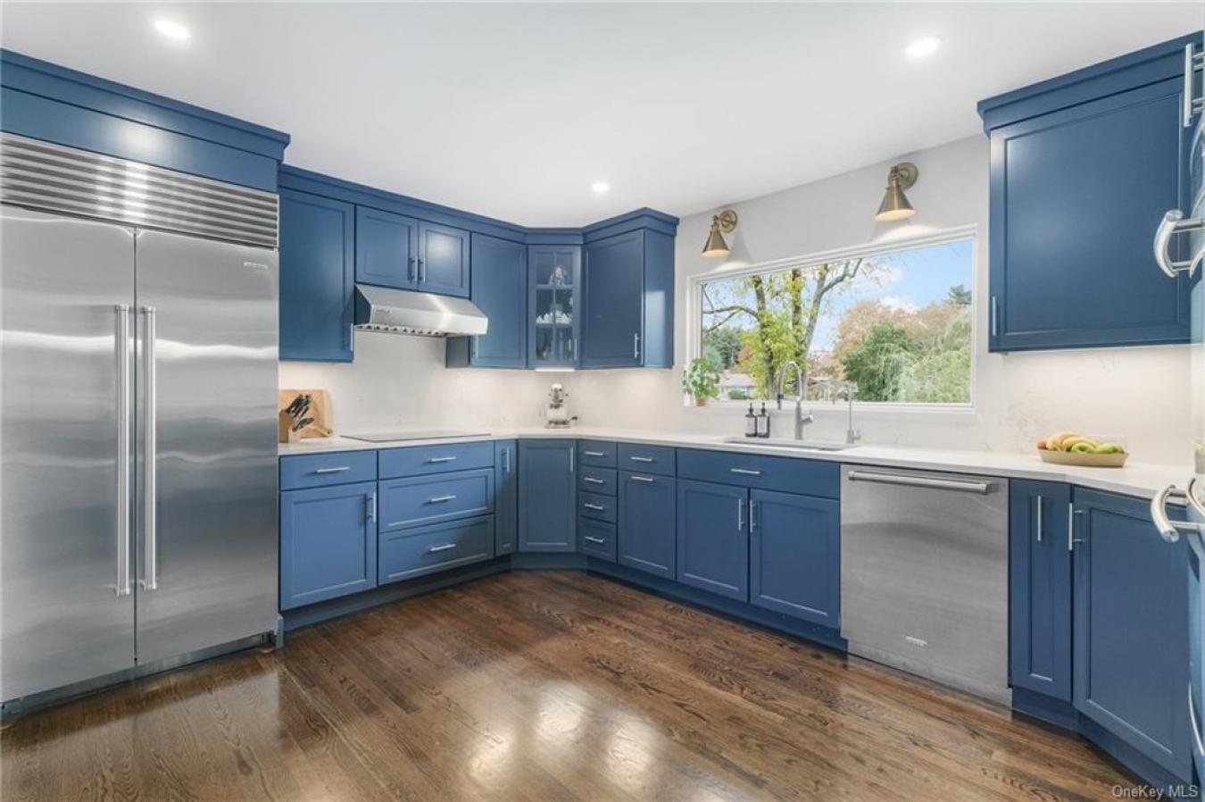 25 Homeside Lane, White Plains, New York, 10605, United States, 4 Bedrooms Bedrooms, ,3 BathroomsBathrooms,Residential,For Sale,25 Homeside Lane,1395554