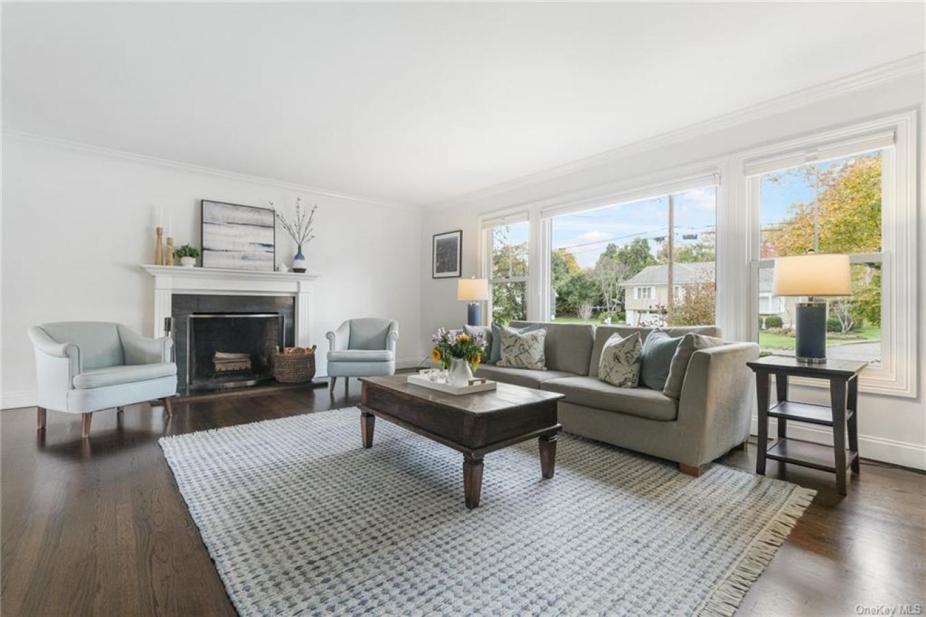 25 Homeside Lane, White Plains, New York, 10605, United States, 4 Bedrooms Bedrooms, ,3 BathroomsBathrooms,Residential,For Sale,25 Homeside Lane,1395554