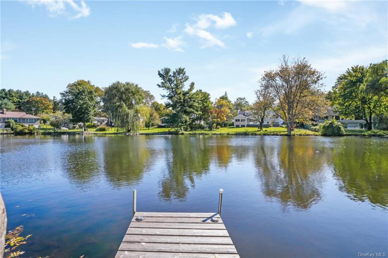 25 Homeside Lane, White Plains, New York, 10605, United States, 4 Bedrooms Bedrooms, ,3 BathroomsBathrooms,Residential,For Sale,25 Homeside Lane,1395554