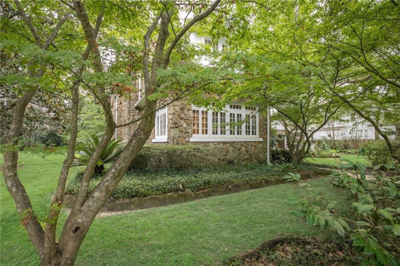 1605 Government Street, Mobile, Alabama, 36604, United States, 4 Bedrooms Bedrooms, ,3 BathroomsBathrooms,Residential,For Sale,1605 Government Street,1395551