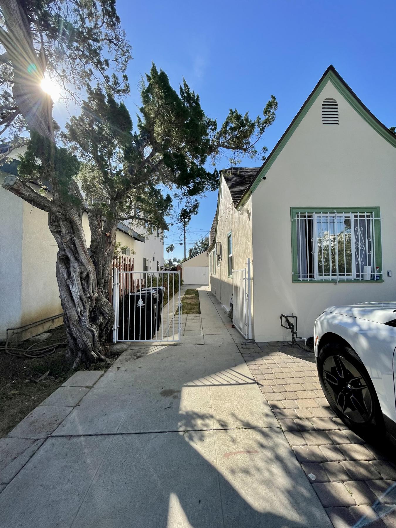 8846 Saturn Street, Los Angeles, CA, 90035, United States, 6 Bedrooms Bedrooms, ,5 BathroomsBathrooms,Residential,For Sale,8846 Saturn Street,1396927