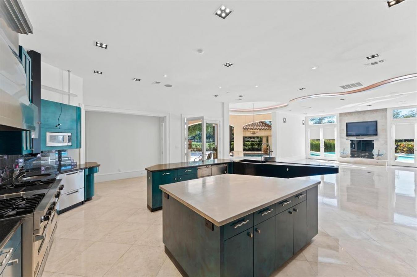 21 Grand Manor, Sugar Land, TX, 77479, United States, 7 Bedrooms Bedrooms, ,8 BathroomsBathrooms,Residential,For Sale,21 Grand Manor,1396914