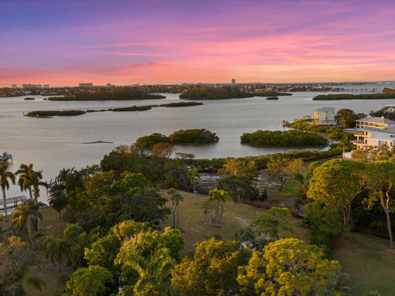 1329 North Lake Shore Drive, Sarasota, Florida, 34231, United States, ,Residential,For Sale,1329 North Lake Shore Drive,1402550