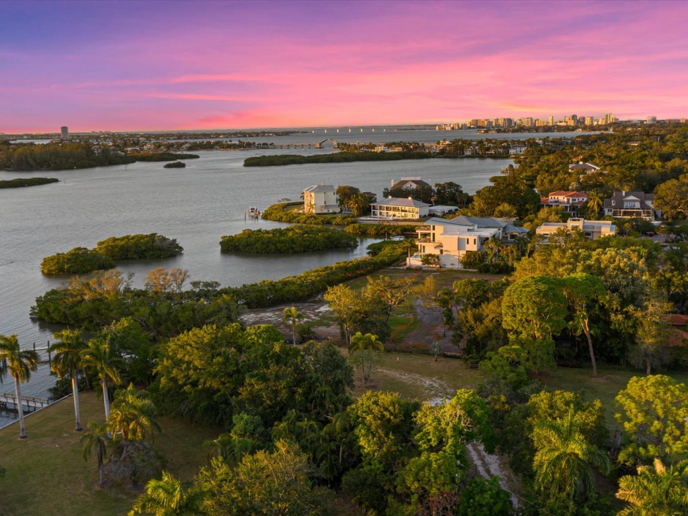 1329 North Lake Shore Drive, Sarasota, Florida, 34231, United States, ,Residential,For Sale,1329 North Lake Shore Drive,1402550
