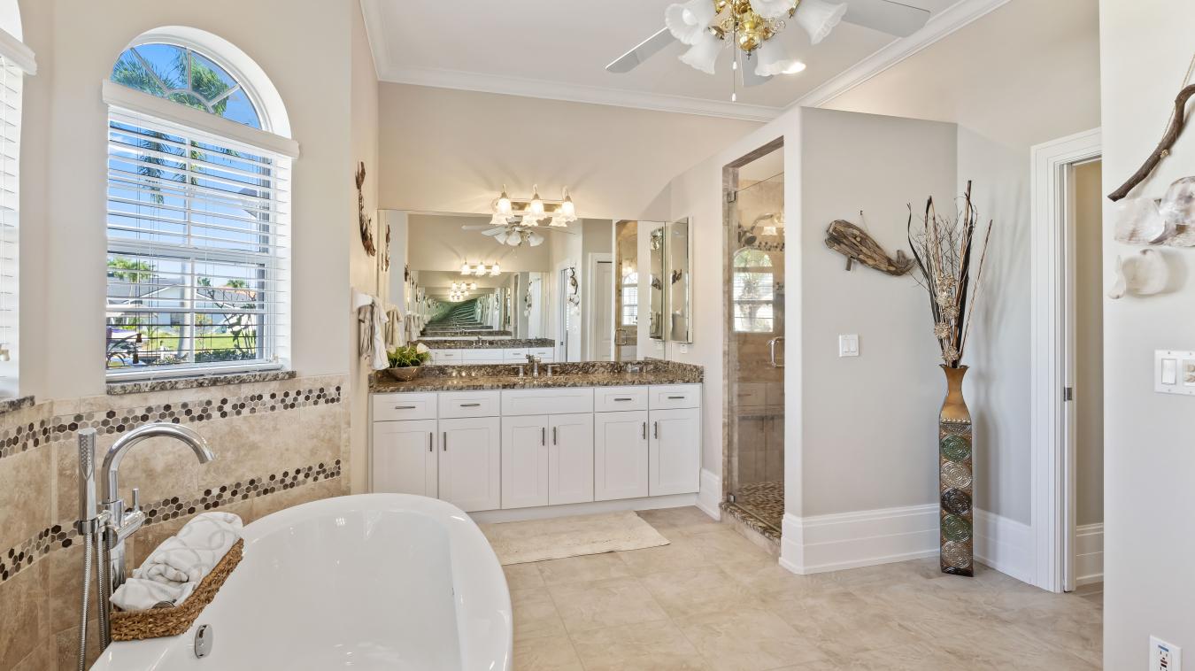 5343 SW 8TH PLACE, Cape Coral, FL, 33914, United States, 4 Bedrooms Bedrooms, ,4 BathroomsBathrooms,Residential,For Sale,5343 SW 8TH PLACE,1404847