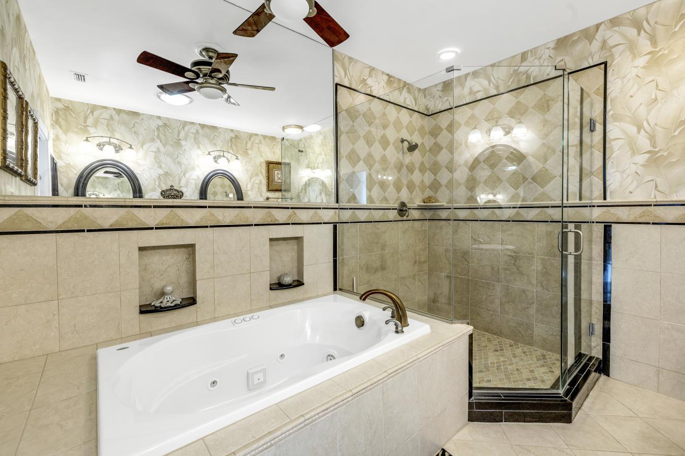 2900 Gulf Boulevard, Belleair Beach, Florida, 33786, United States, 3 Bedrooms Bedrooms, ,2 BathroomsBathrooms,Residential,For Sale,2900 Gulf Boulevard,1405560