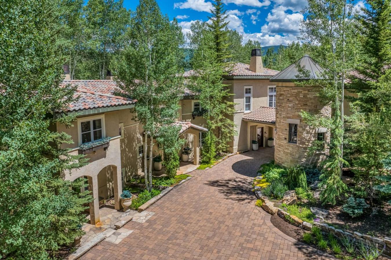 876 Pilgrim Drive, Edwards, Colorado, 81632, United States, 7 Bedrooms Bedrooms, ,9 BathroomsBathrooms,Residential,For Sale,876 Pilgrim Drive,1459662