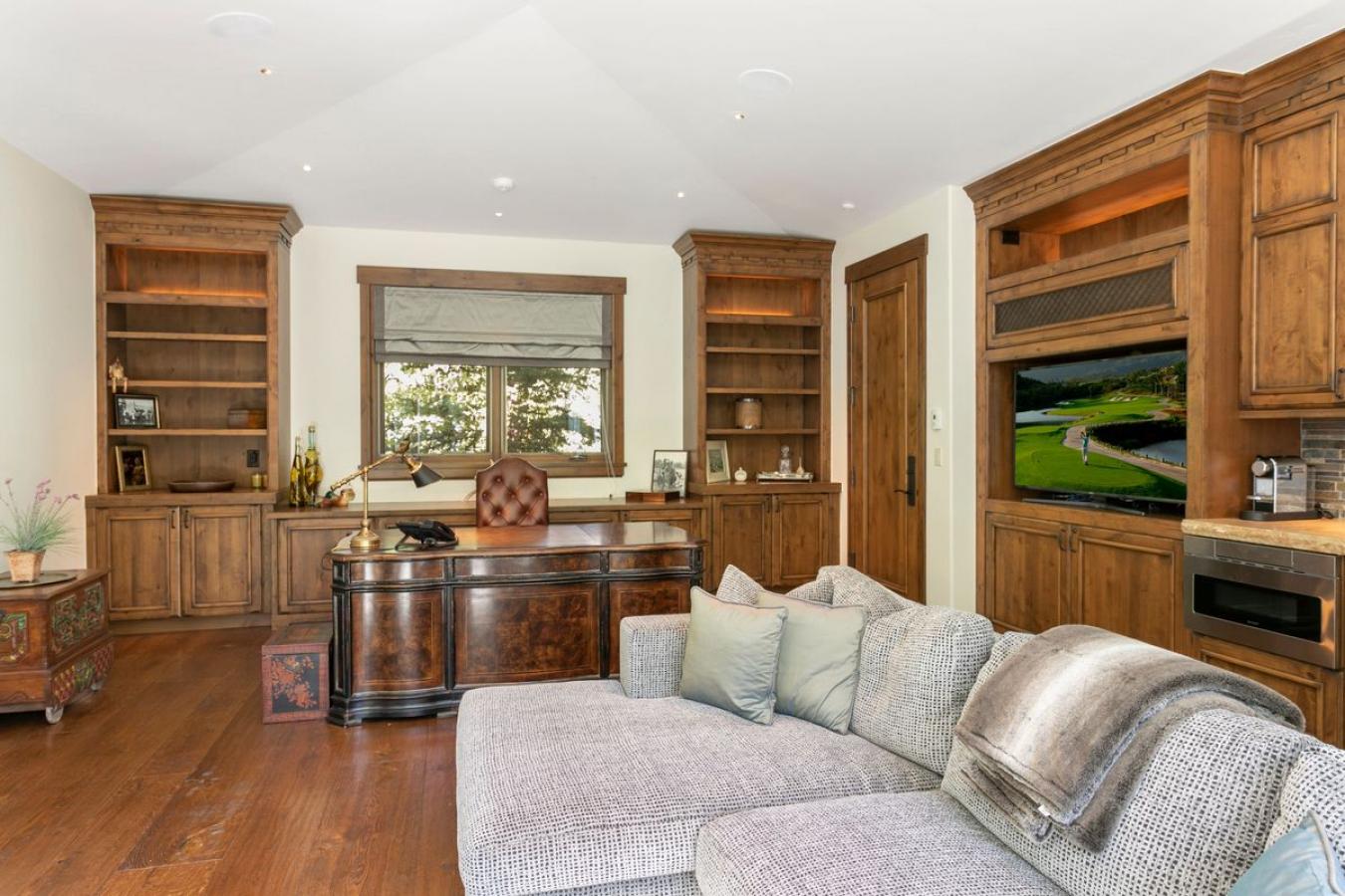 876 Pilgrim Drive, Edwards, Colorado, 81632, United States, 7 Bedrooms Bedrooms, ,9 BathroomsBathrooms,Residential,For Sale,876 Pilgrim Drive,1459662