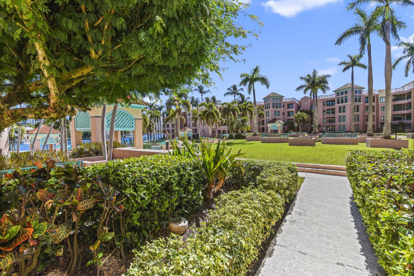 120 SE 5th Avenue, Boca Raton, FL, 33432, United States, 2 Bedrooms Bedrooms, ,2 BathroomsBathrooms,Residential,For Sale,120 SE 5th Avenue,1409074