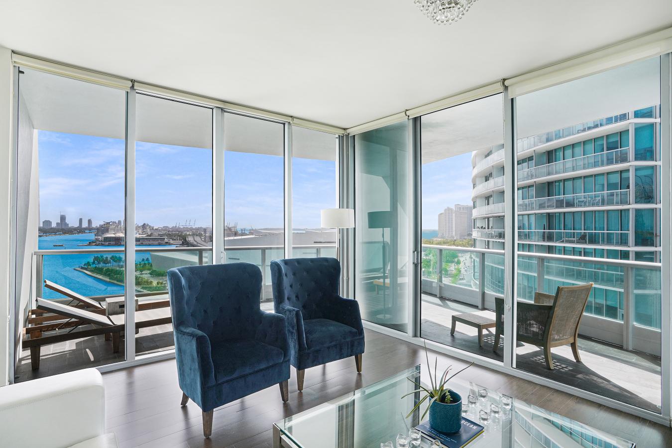 900 Biscayne Boulevard, Miami, Florida, 33132, United States, 2 Bedrooms Bedrooms, ,3 BathroomsBathrooms,Residential,For Sale,900 Biscayne Boulevard,1413204