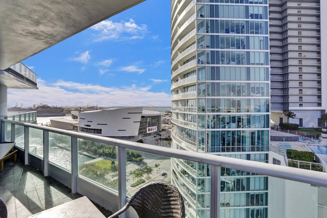 900 Biscayne Boulevard, Miami, Florida, 33132, United States, 2 Bedrooms Bedrooms, ,3 BathroomsBathrooms,Residential,For Sale,900 Biscayne Boulevard,1413204