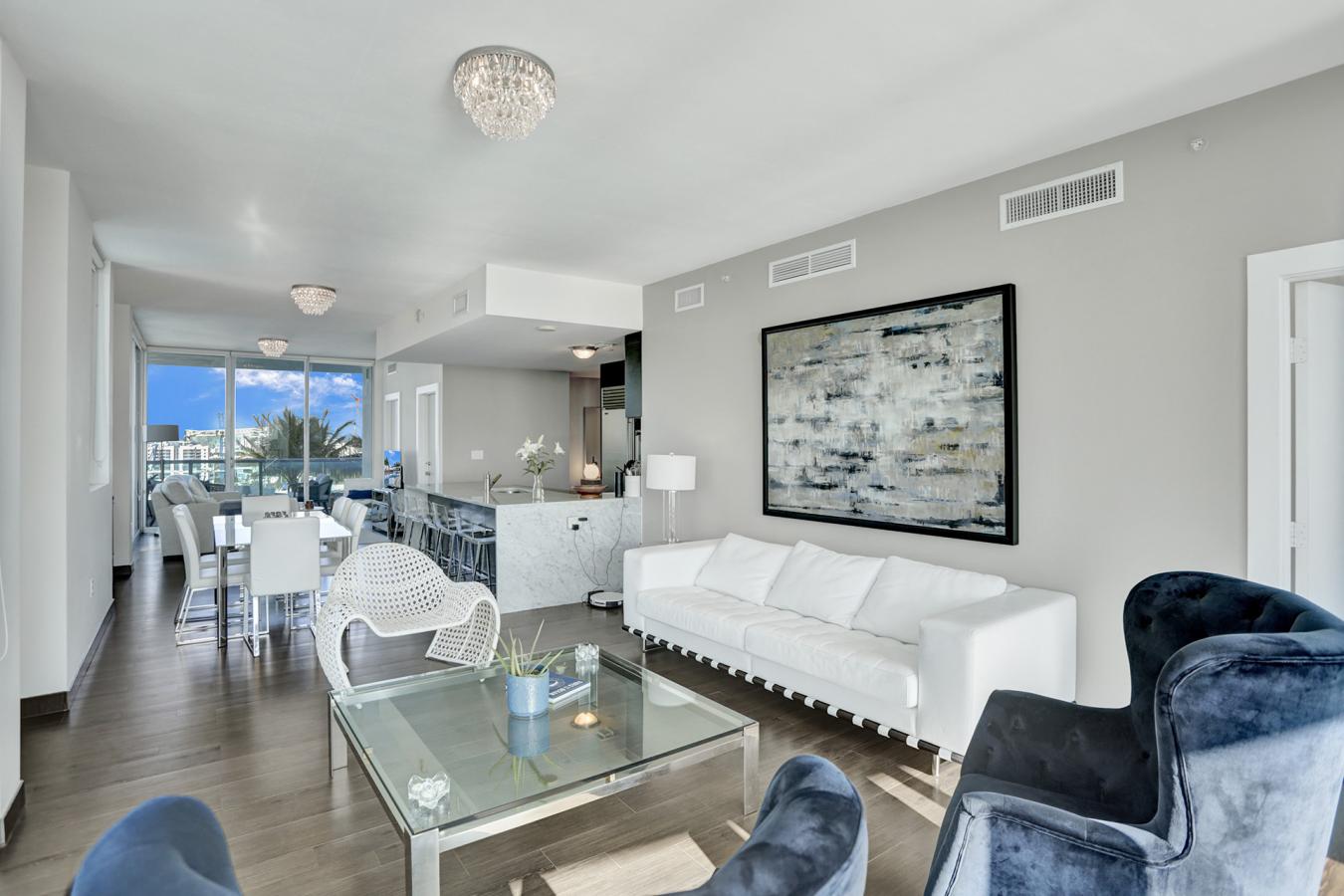 900 Biscayne Boulevard, Miami, Florida, 33132, United States, 2 Bedrooms Bedrooms, ,3 BathroomsBathrooms,Residential,For Sale,900 Biscayne Boulevard,1413204
