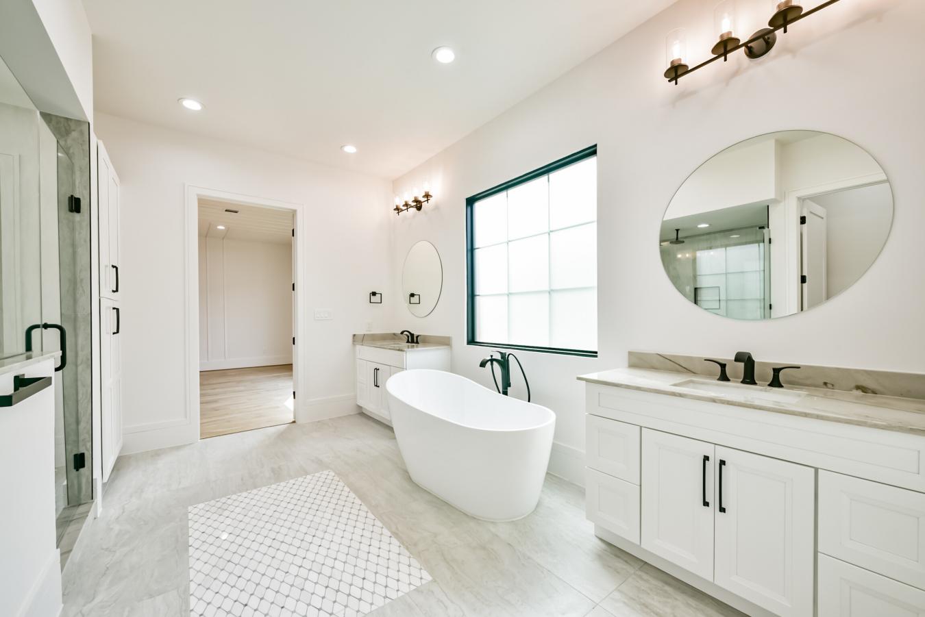 1428 Nantucket Drive, Houston, TX, 77057, United States, 4 Bedrooms Bedrooms, ,4 BathroomsBathrooms,Residential,For Sale,1428 Nantucket Drive,1413176