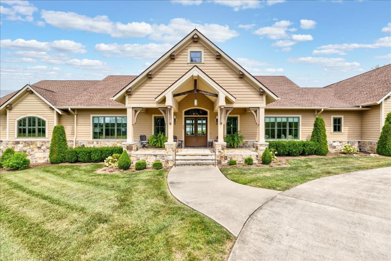 30 Bass Court, Whitesville, Kentucky, 42378, United States, 14 Bedrooms Bedrooms, ,12 BathroomsBathrooms,Residential,For Sale,30 Bass Court,1681221