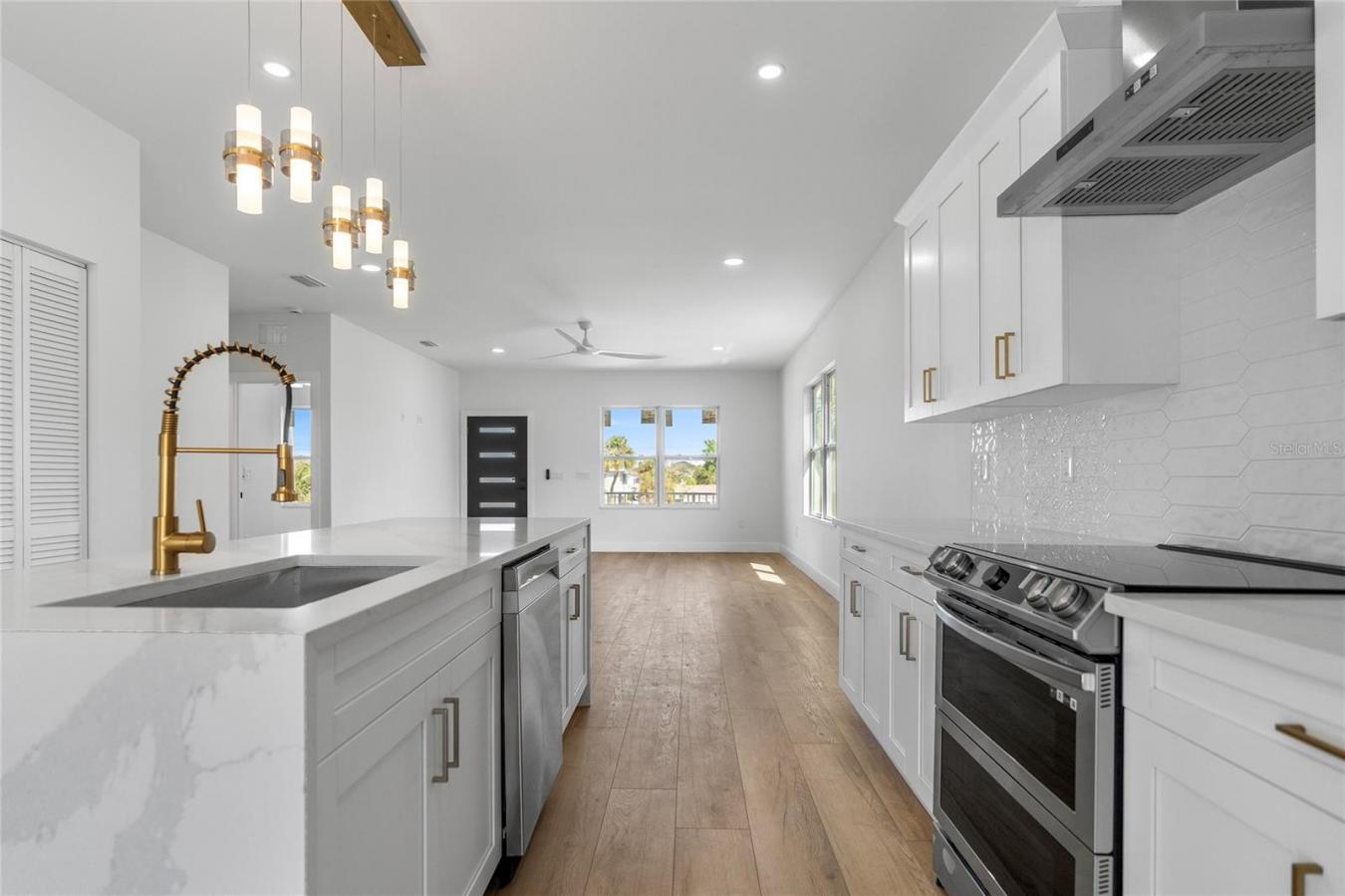 13240 2ND STREET E, MADEIRA BEACH, FL, 33708, United States, 3 Bedrooms Bedrooms, ,2 BathroomsBathrooms,Residential,For Sale,13240 2ND STREET E,1420719
