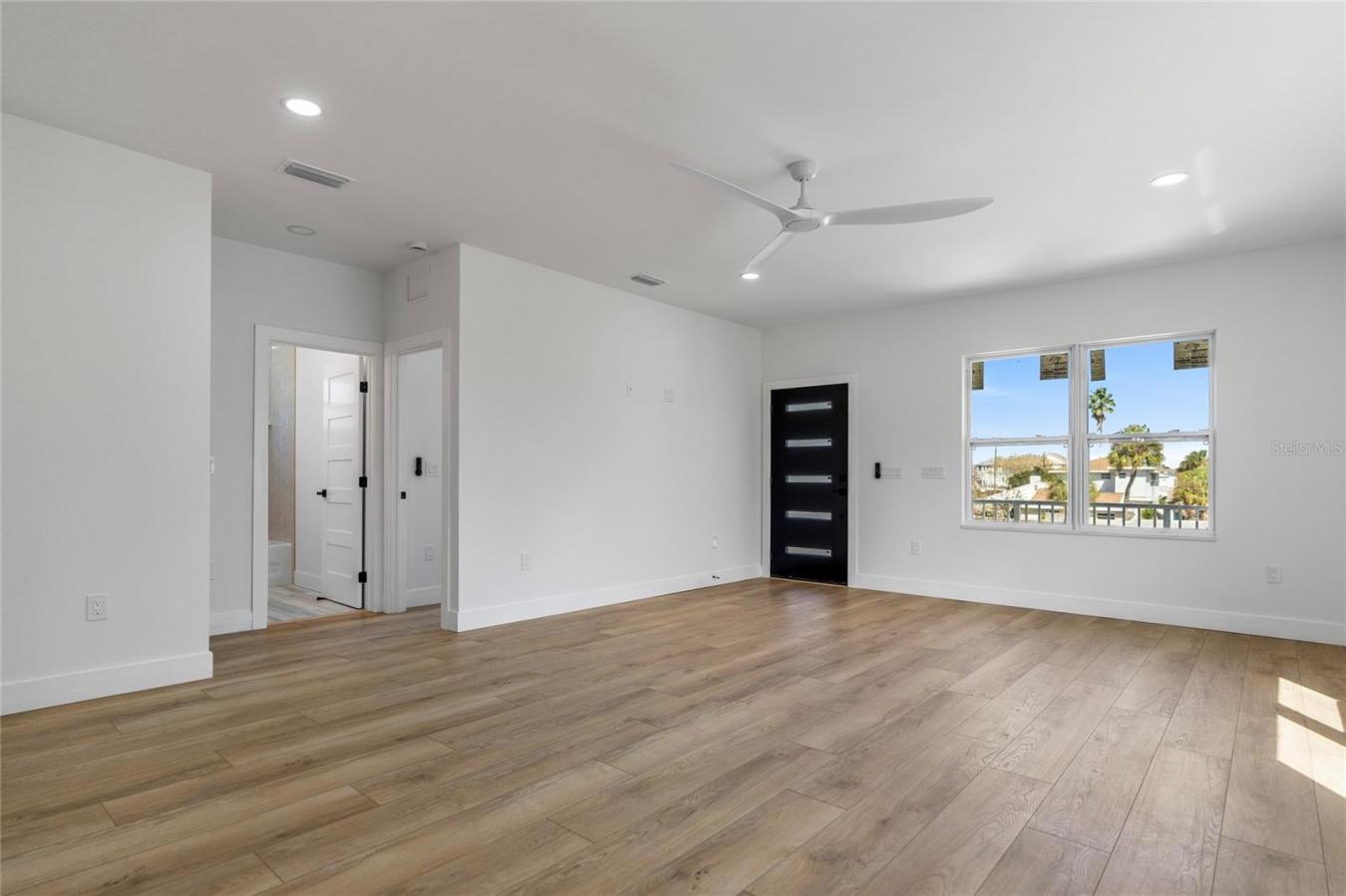 13240 2ND STREET E, MADEIRA BEACH, FL, 33708, United States, 3 Bedrooms Bedrooms, ,2 BathroomsBathrooms,Residential,For Sale,13240 2ND STREET E,1420719