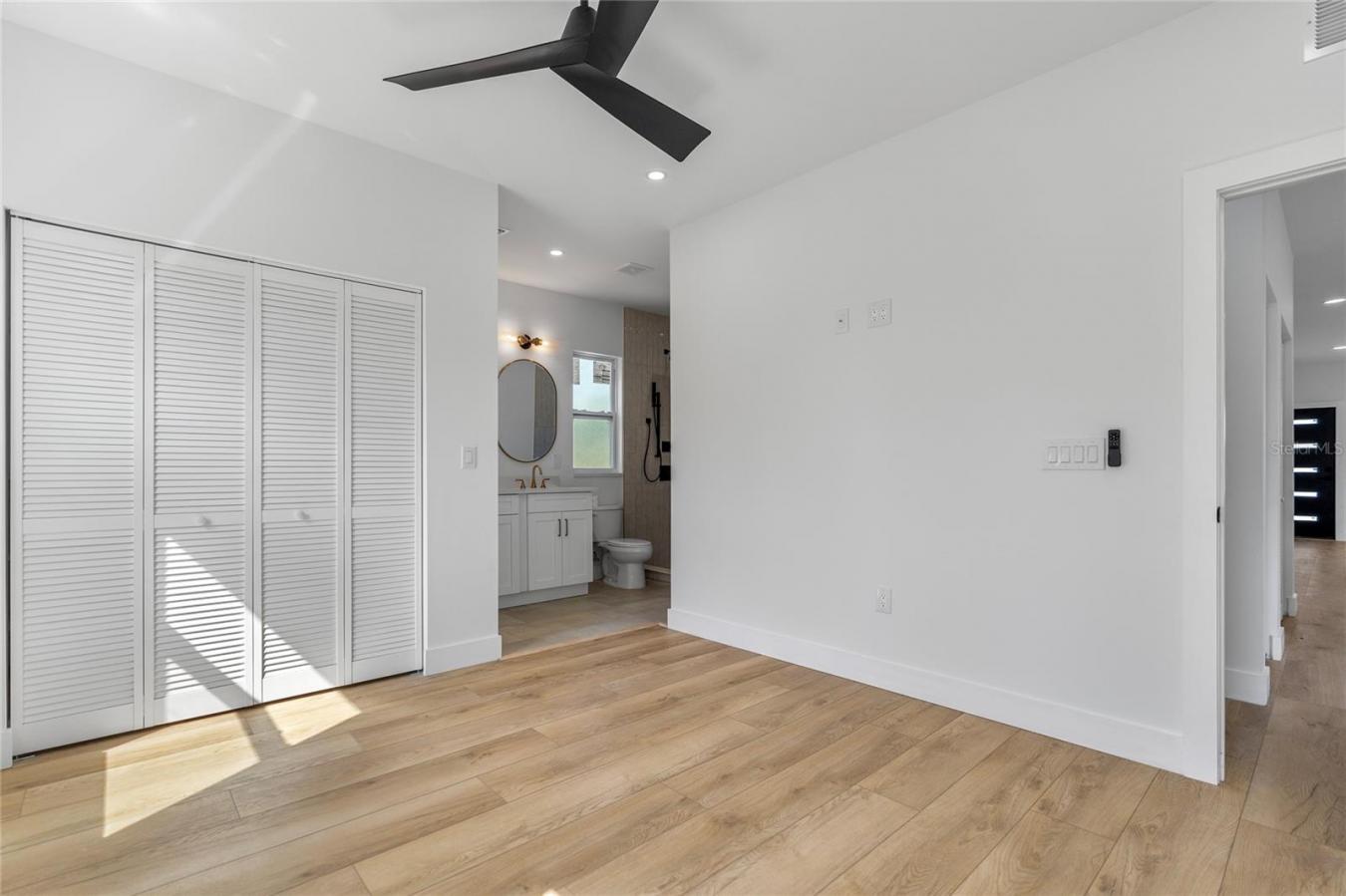 13240 2ND STREET E, MADEIRA BEACH, FL, 33708, United States, 3 Bedrooms Bedrooms, ,2 BathroomsBathrooms,Residential,For Sale,13240 2ND STREET E,1420719