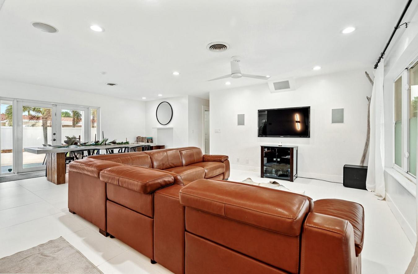 301 SE 11th Court, Deerfield Beach, FL, 33441, United States, 3 Bedrooms Bedrooms, ,2 BathroomsBathrooms,Residential,For Sale,301 SE 11th Court,1423312