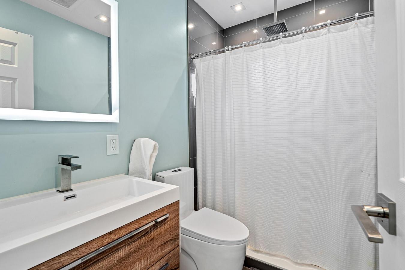 301 SE 11th Court, Deerfield Beach, FL, 33441, United States, 3 Bedrooms Bedrooms, ,2 BathroomsBathrooms,Residential,For Sale,301 SE 11th Court,1423312