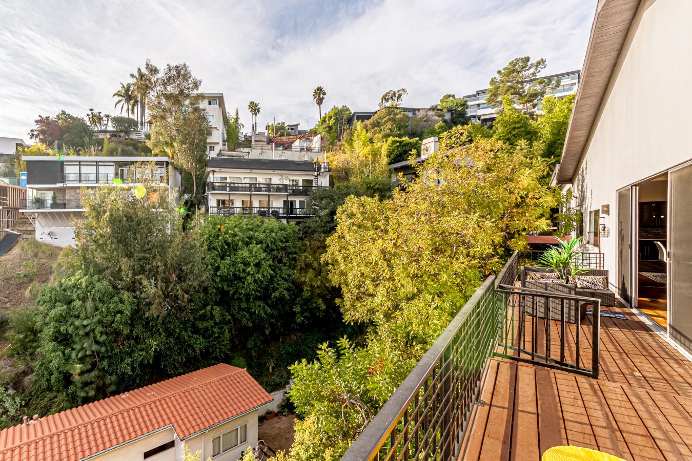 9314 Sierra Mar Drive, Los Angeles, CA, 90069, United States, 4 Bedrooms Bedrooms, ,5 BathroomsBathrooms,Residential,For Sale,9314 Sierra Mar Drive,1423309
