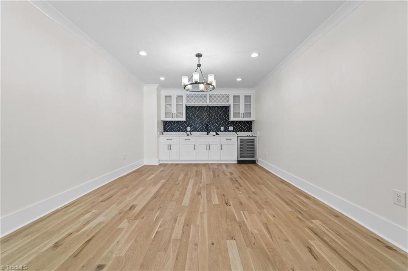 1404 Westridge Road, Greensboro, North Carolina, 27410, United States, 3 Bedrooms Bedrooms, ,2 BathroomsBathrooms,Residential,For Sale,1404 Westridge Road,1424520