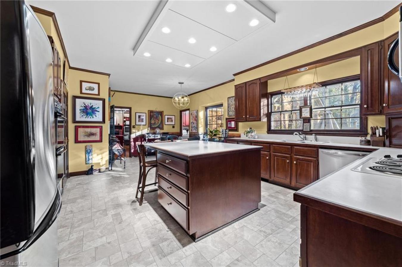 5 Dunaway Court, Greensboro, NC, 27408, United States, 5 Bedrooms Bedrooms, ,3 BathroomsBathrooms,Residential,For Sale,5 Dunaway Court,1424519