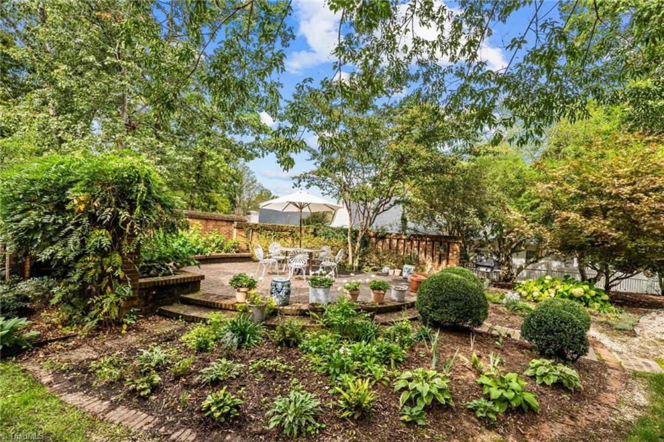 2201 Granville Road, Greensboro, NC, 27408, United States, 4 Bedrooms Bedrooms, ,4 BathroomsBathrooms,Residential,For Sale,2201 Granville Road,1424518