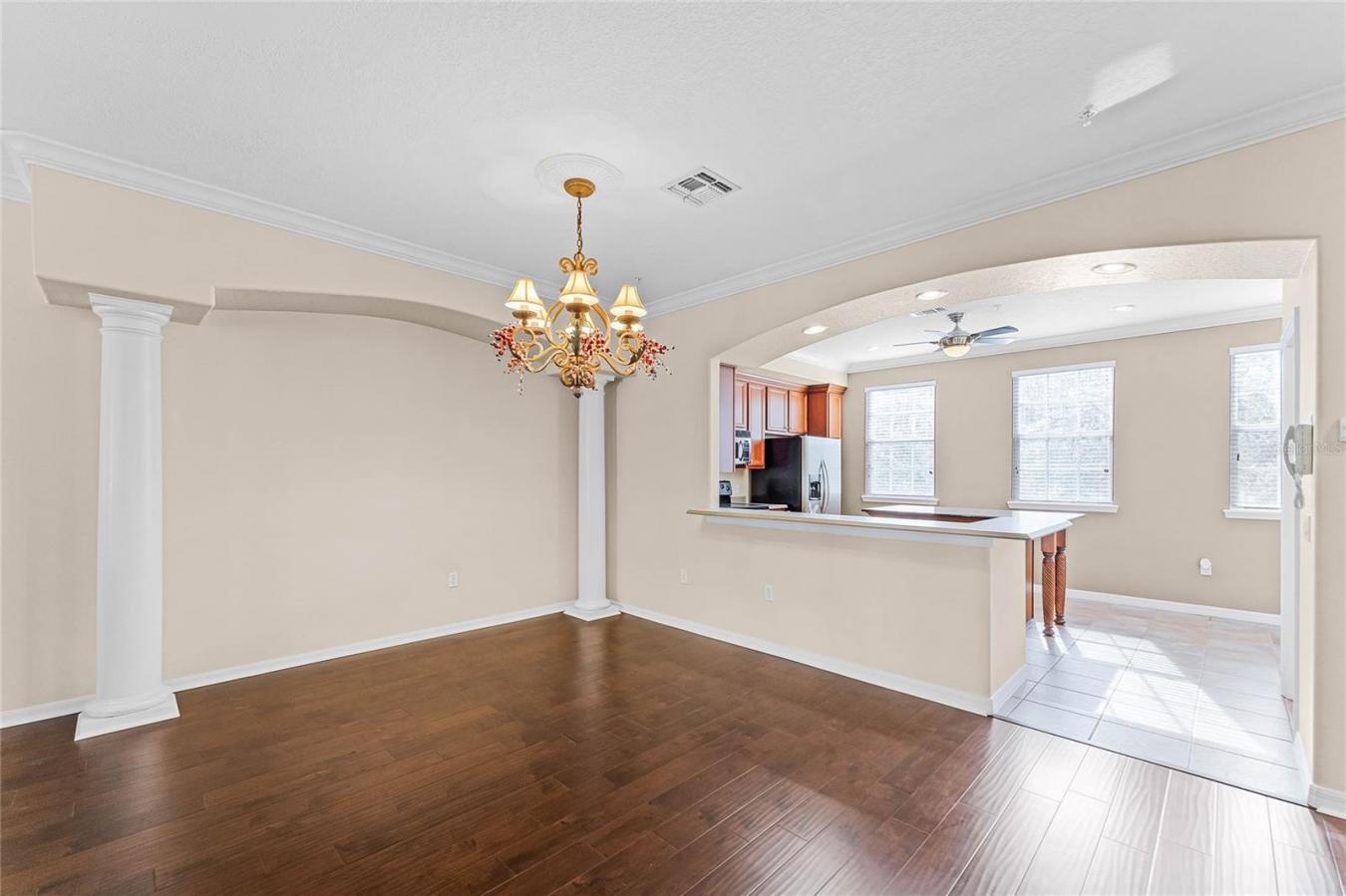 Great Location! Beautiful 4 level townhome in Baldwin Park Village Cen – image 11
