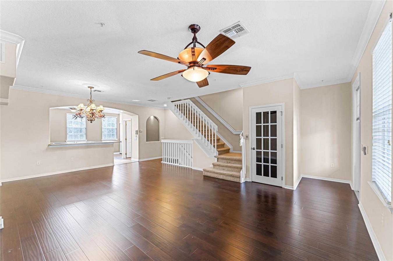 Great Location! Beautiful 4 level townhome in Baldwin Park Village Cen – image 12